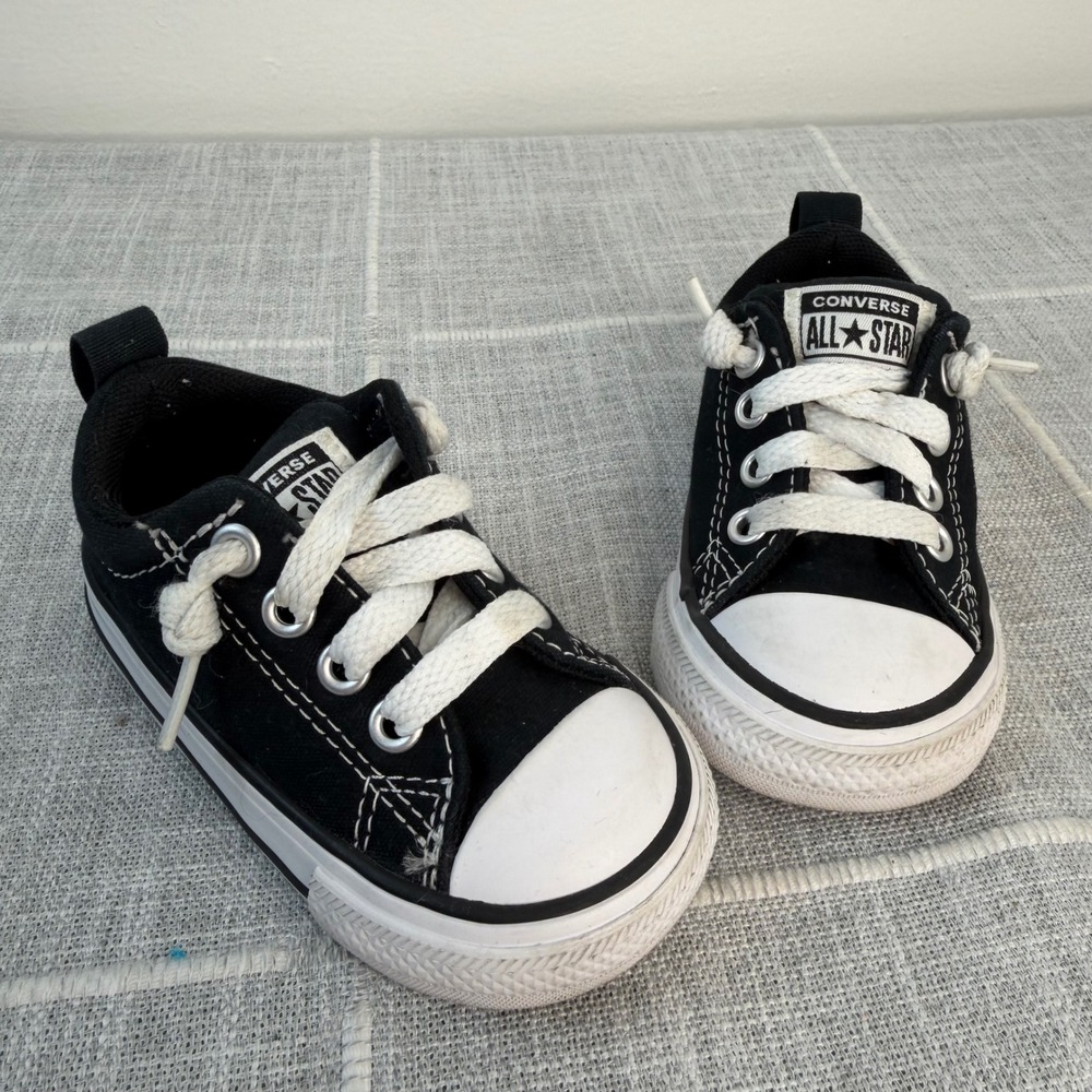 Converse Low Tops Baby Toddler Size 4 Black Street Ox Low Top Sneakers‎